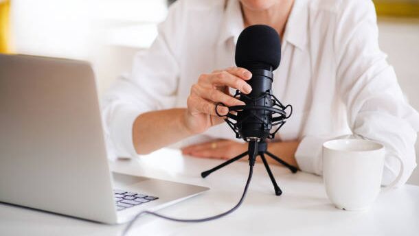 A working microphone